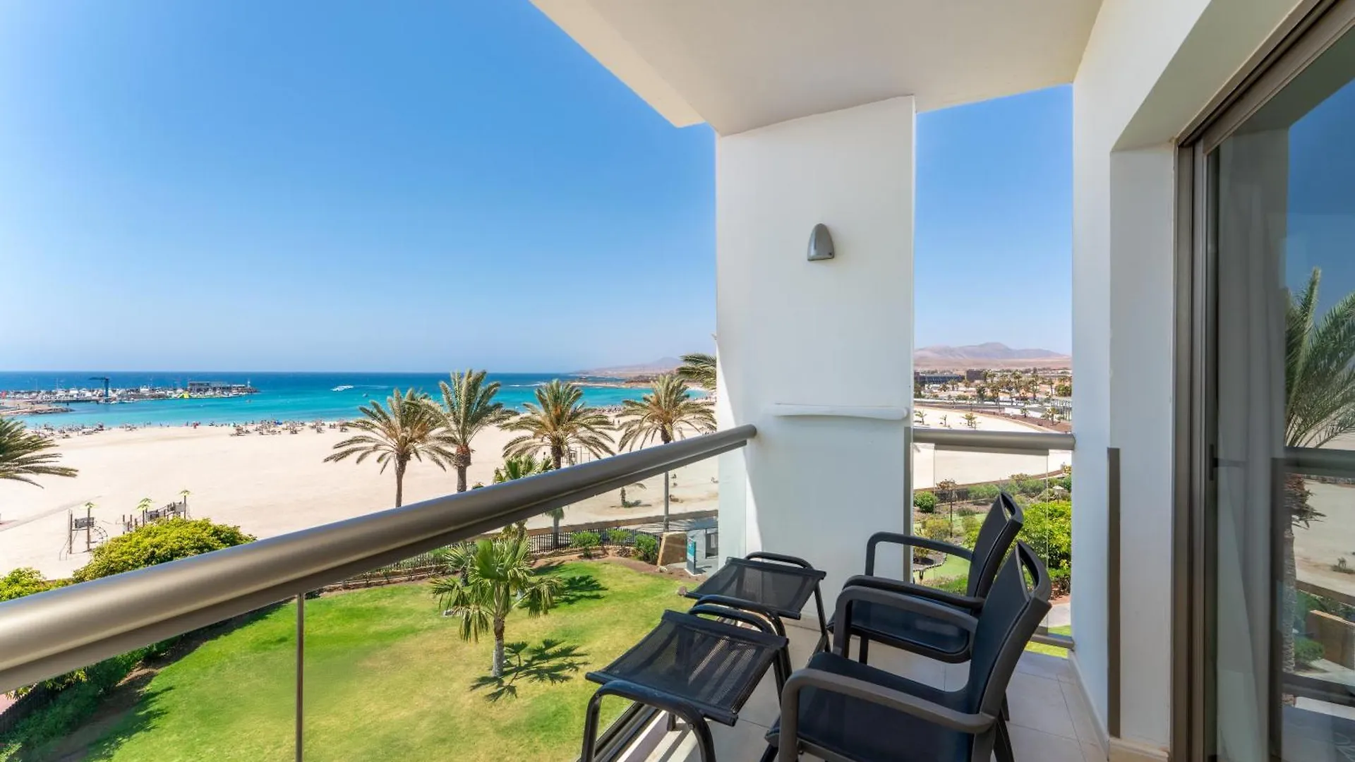 Отель Barcelo Fuerteventura Mar Калета-де-Фусте 4*,